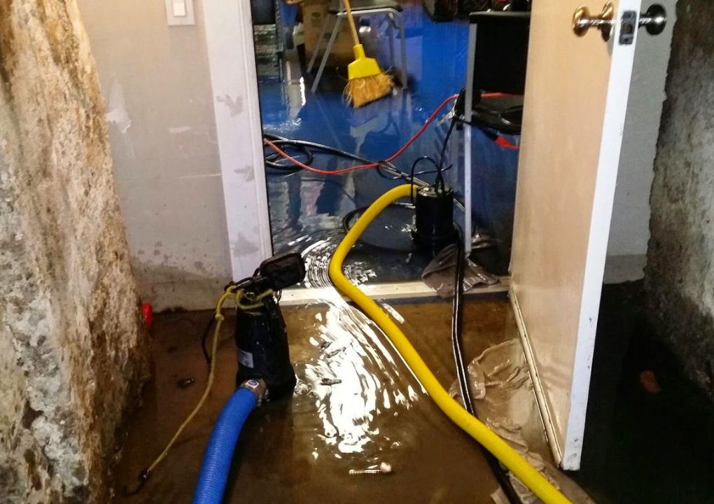 Flood Cleanup And Emergency Water Extraction